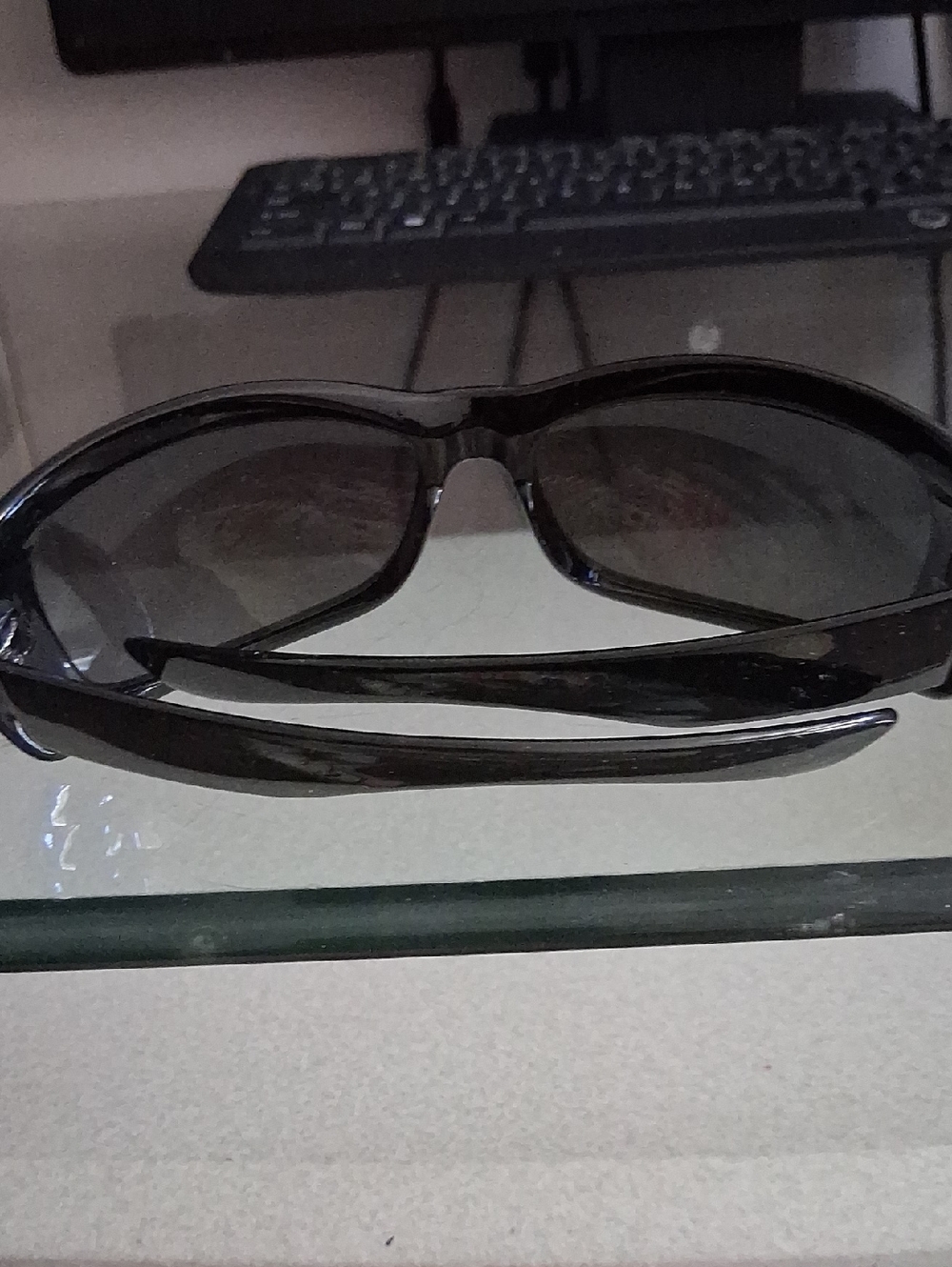 Sunglasses - Picture 2 of 4